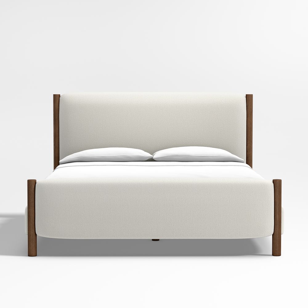 Goleta Bouclé Upholstered Queen Bed