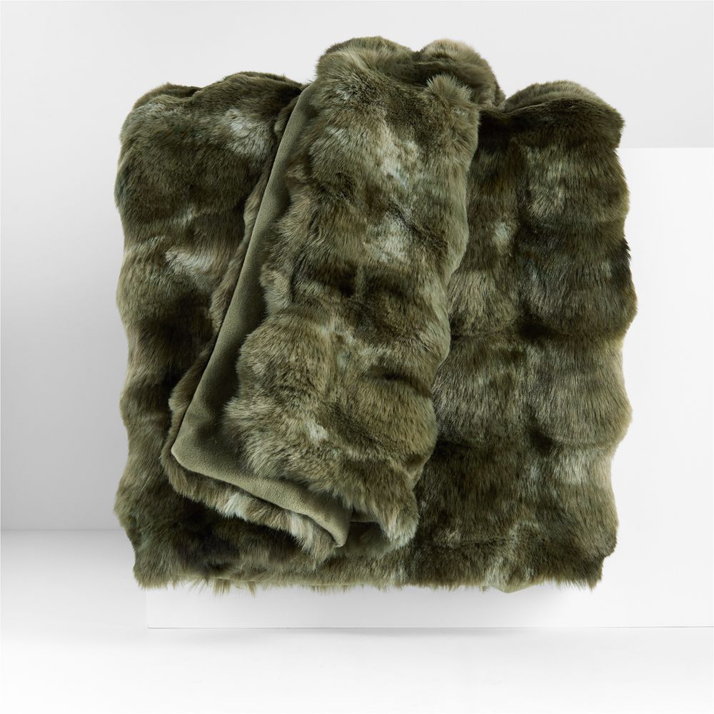 Textured Faux Fur 70"x55" Burnt Green Throw Blanket