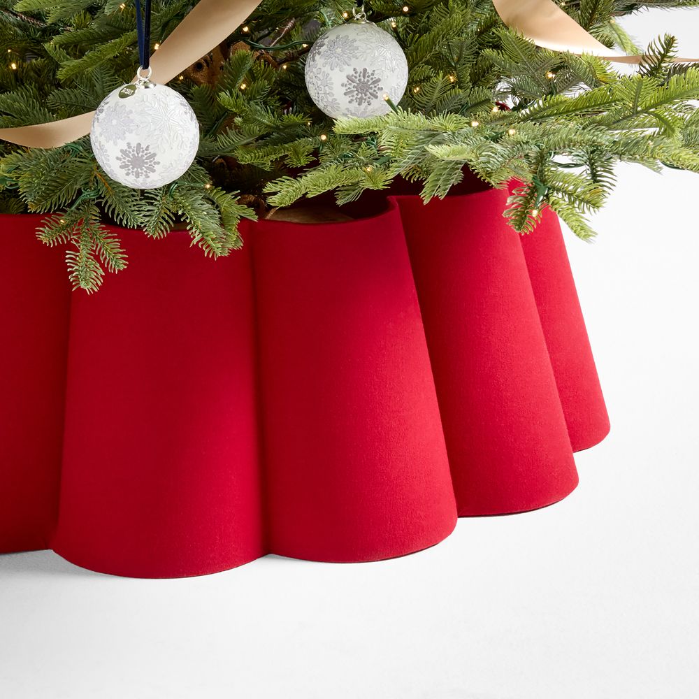 Red Scalloped Fabric Christmas Tree Collar 29.6"