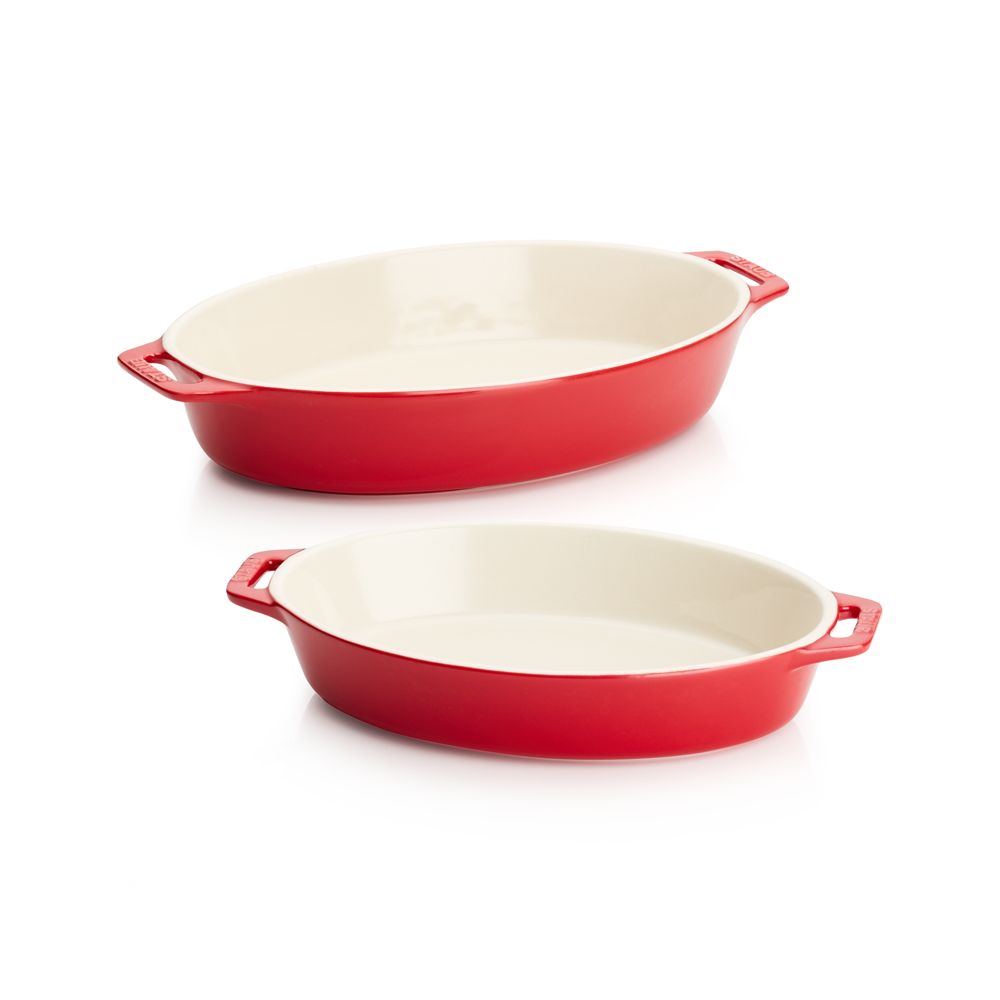 Alternative view of Staub Cherry 2-Piece Oval Baker Set
