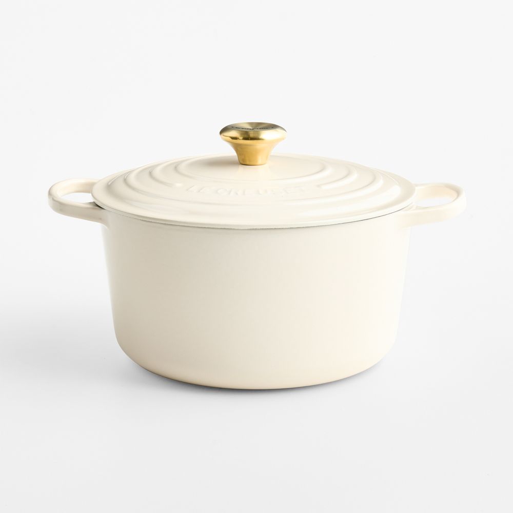 Le Creuset Signature 6.5-Qt. Cream Enameled Cast Iron Deep Round Dutch Oven