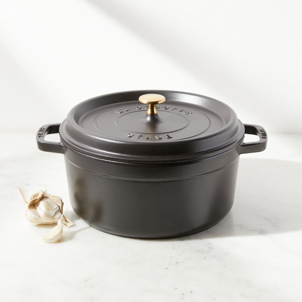 Staub 5.5-Qt Matte Black Cocotte