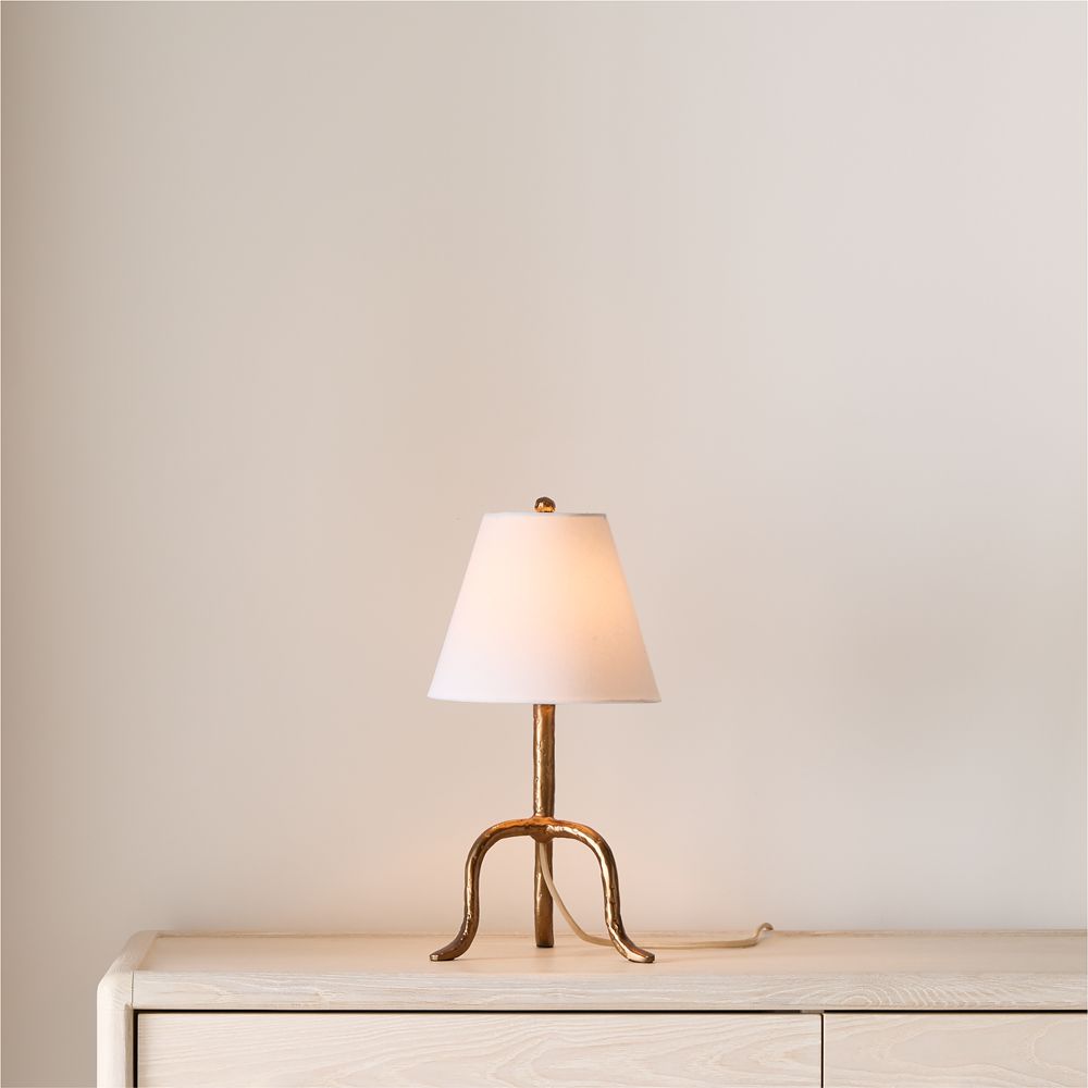 Cardiff Brass Table Lamp 16.5"