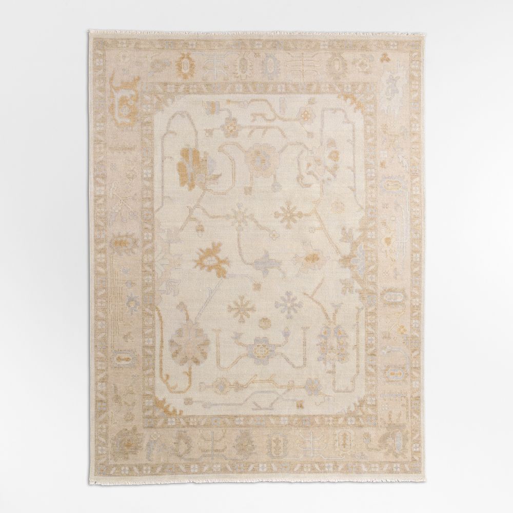 Lisse Wool Traditional Hand-Knotted Ivory Area Rug