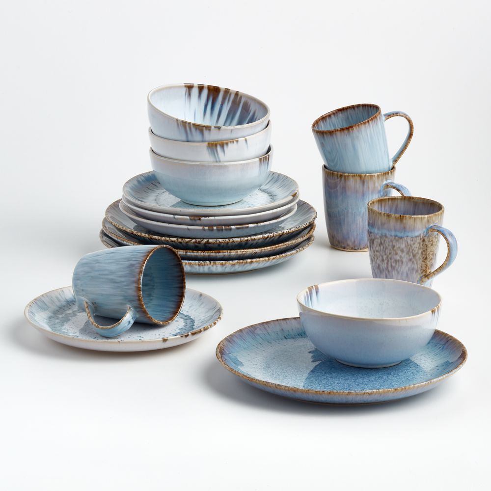 Julo 16-Piece Blue and White Dinnerware Set