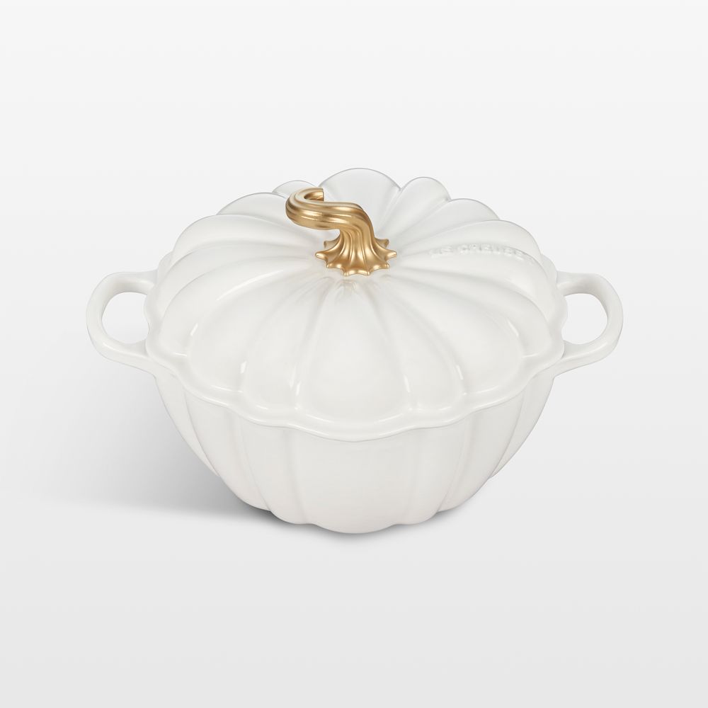 Le Creuset Signature 4-Qt. White Enameled Cast Iron Pumpkin Cocotte