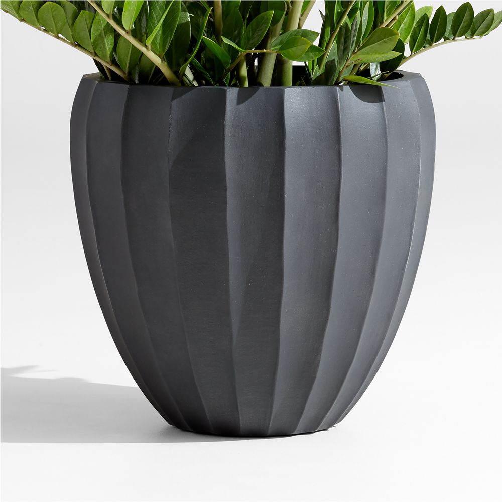 Warren Black Ficonstone Outdoor Planters