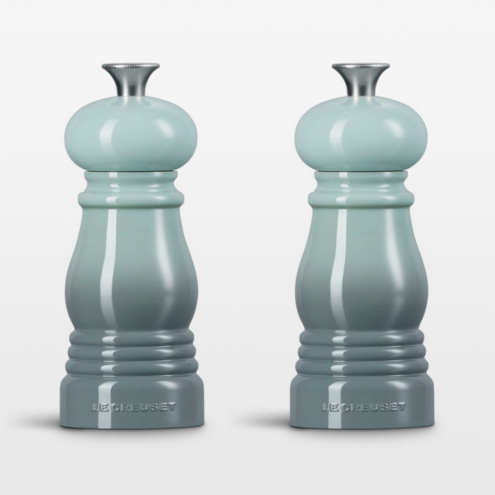Le Creuset Petite Sea Salt Salt and Pepper Mill Set