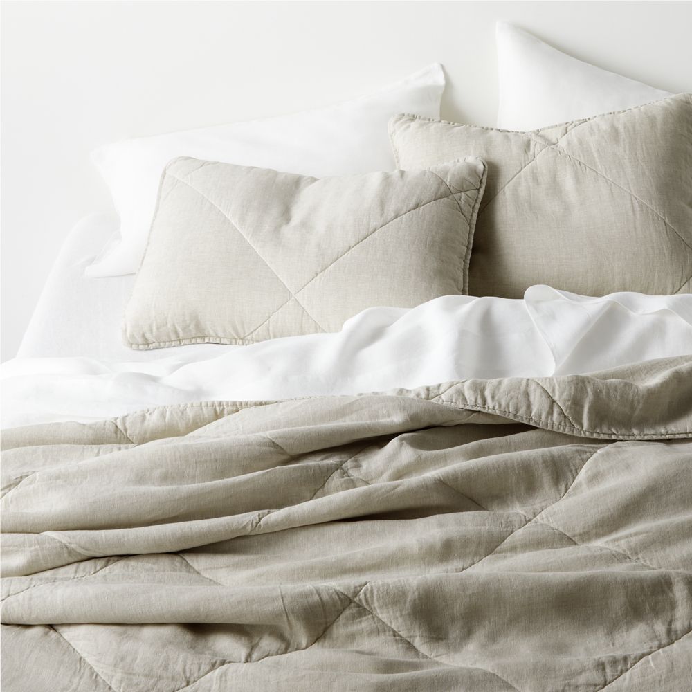 European Linen Warm Natural Quilt