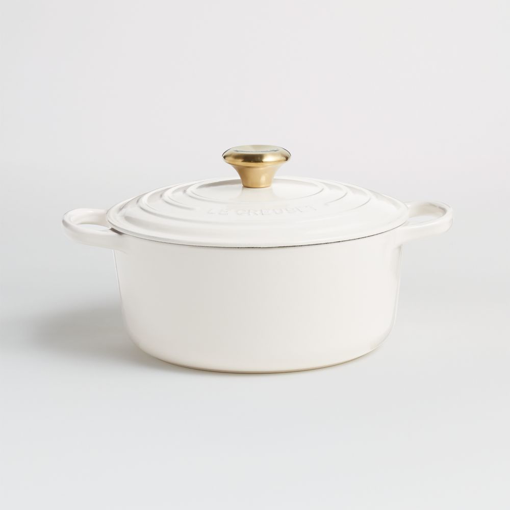 Le Creuset Signature 4.5-Qt. Cream Enameled Cast Iron Round Dutch Oven