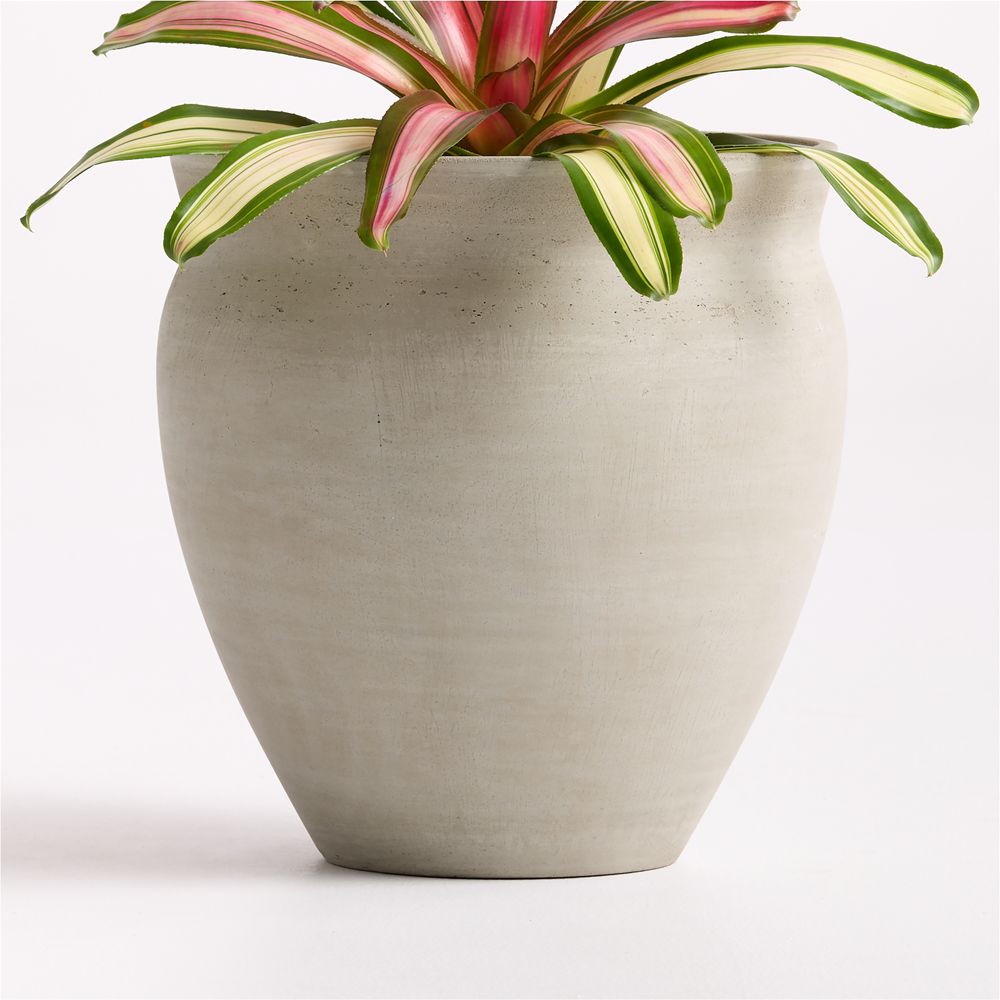 Illara Grey Indoor/Outdoor Planter