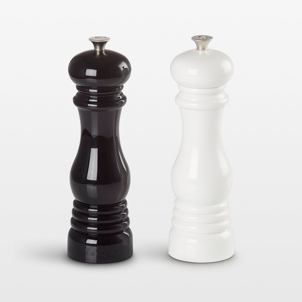 Le Creuset Black & White Salt and Pepper Mill Set