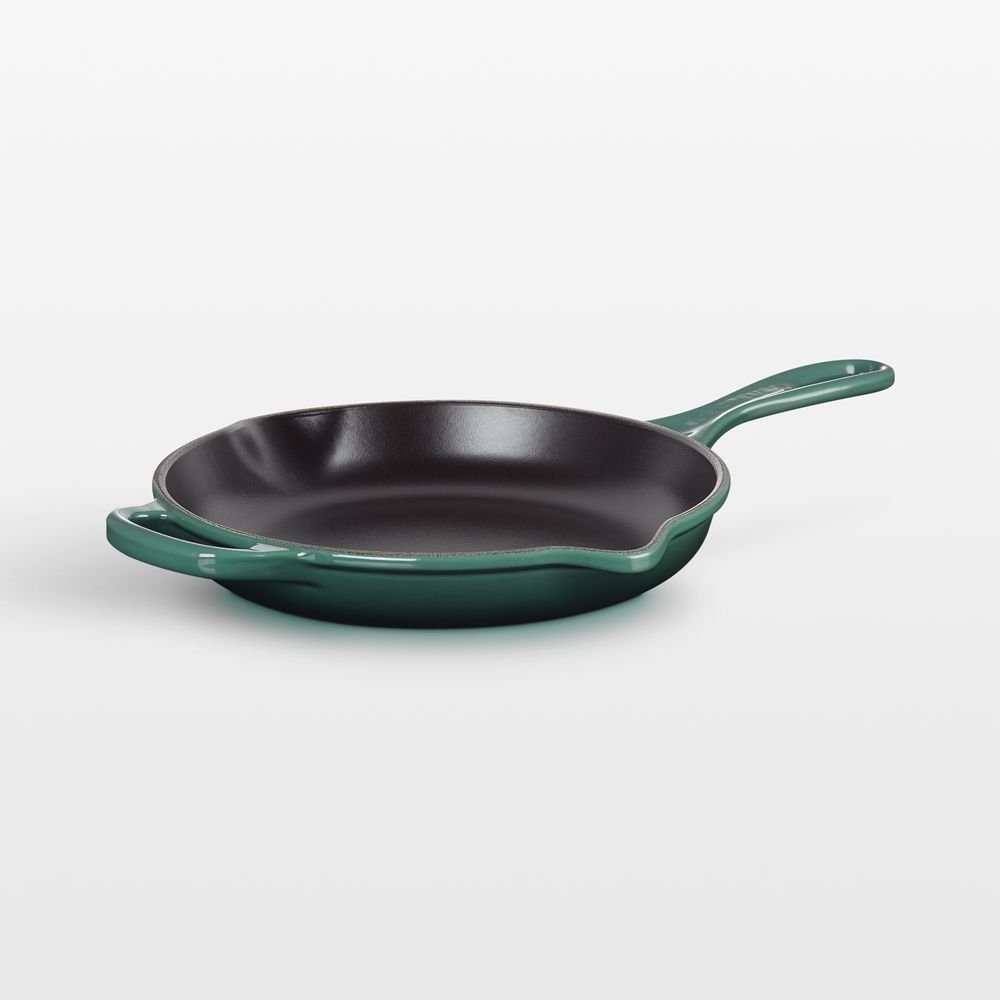 Le Creuset Signature 9" Artichaut Enameled Cast Iron Skillet