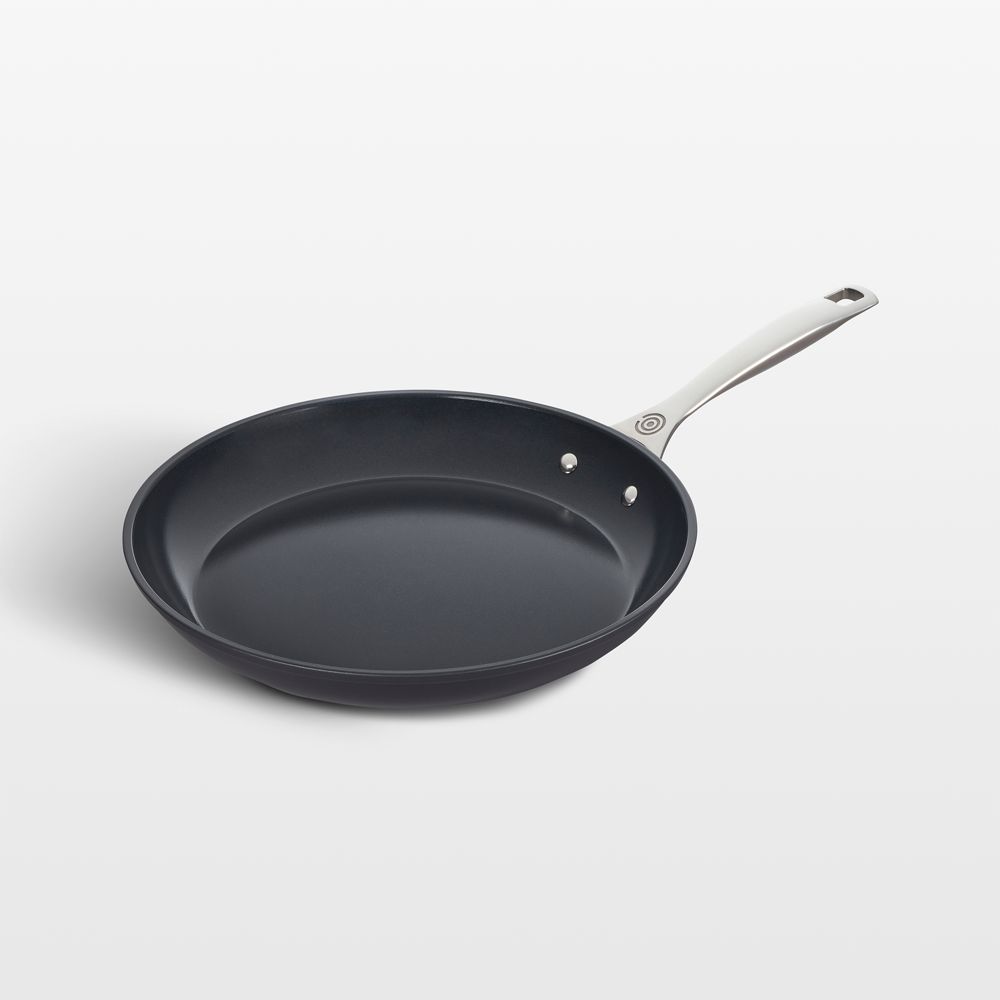 Le Creuset Essential Ceramic Nonstick 12" Shallow Fry Pan