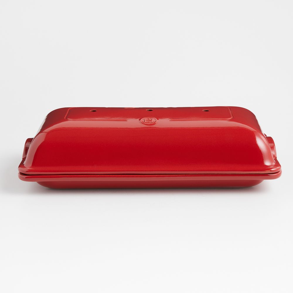 Emile Henry Burgundy Baguette Maker