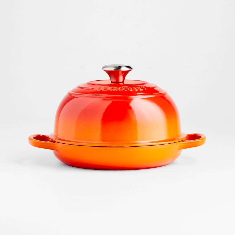 Le Creuset Signature 9.5" Flame Bread Oven