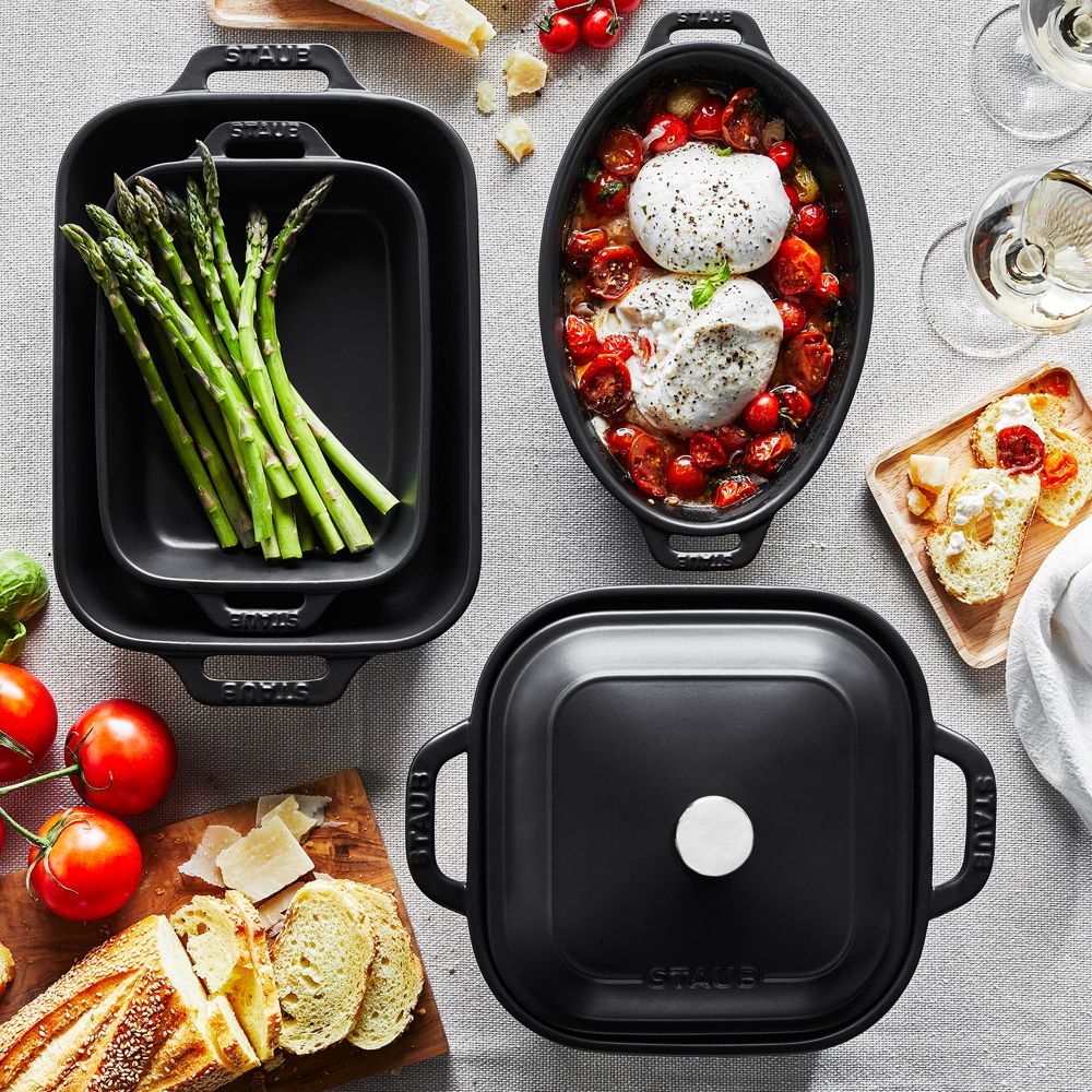 Alternative view of Staub Ceramics Matte Black 5-Piece Bakeware Set