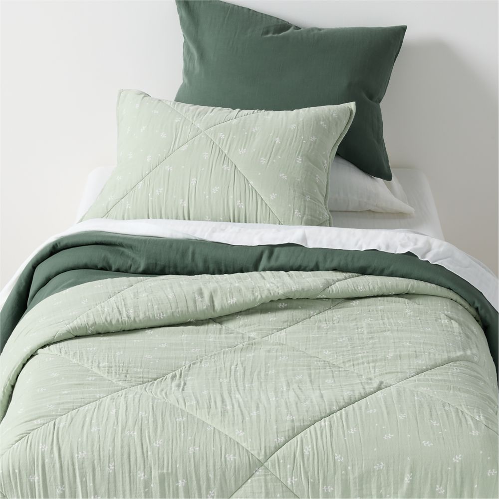 Supersoft Muted Teal Leaf Print Organic Cotton Gauze Kids Quilt