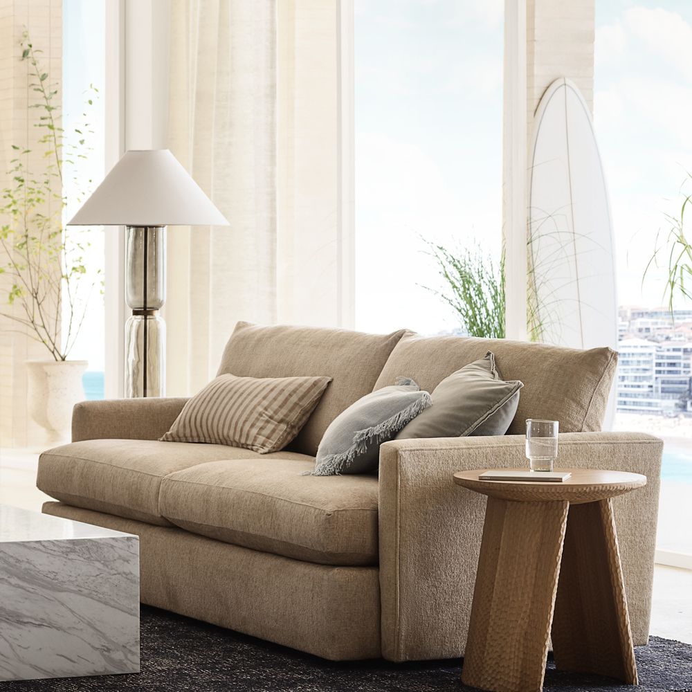 Lounge Sofa (62"-105")- Image 2