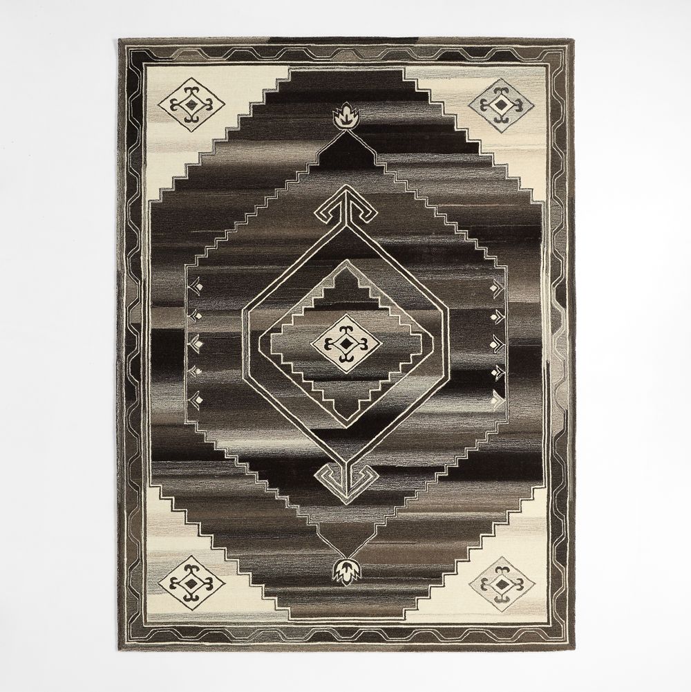 Lyon Wool Traditional Hand-Tufted Black Area Rug