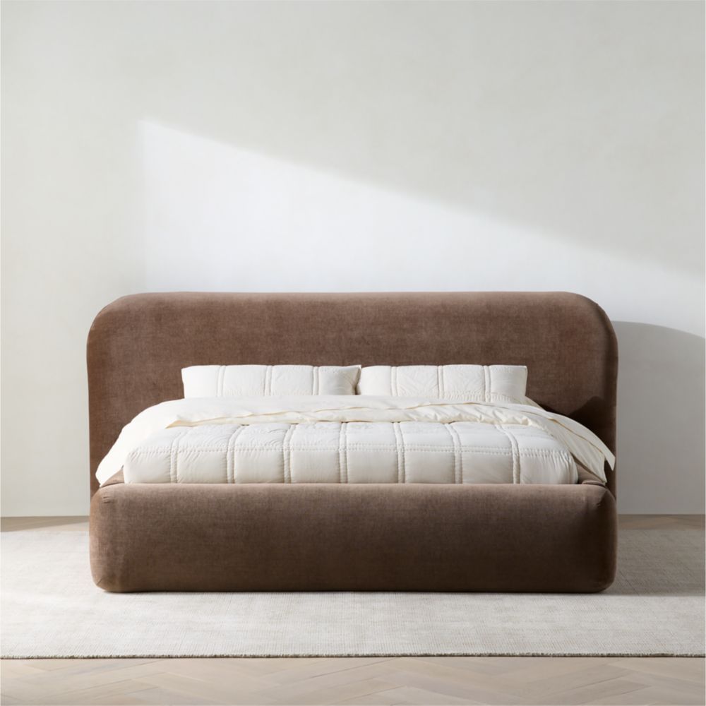 Alternative view of Adelaide Curved Upholstered Bed