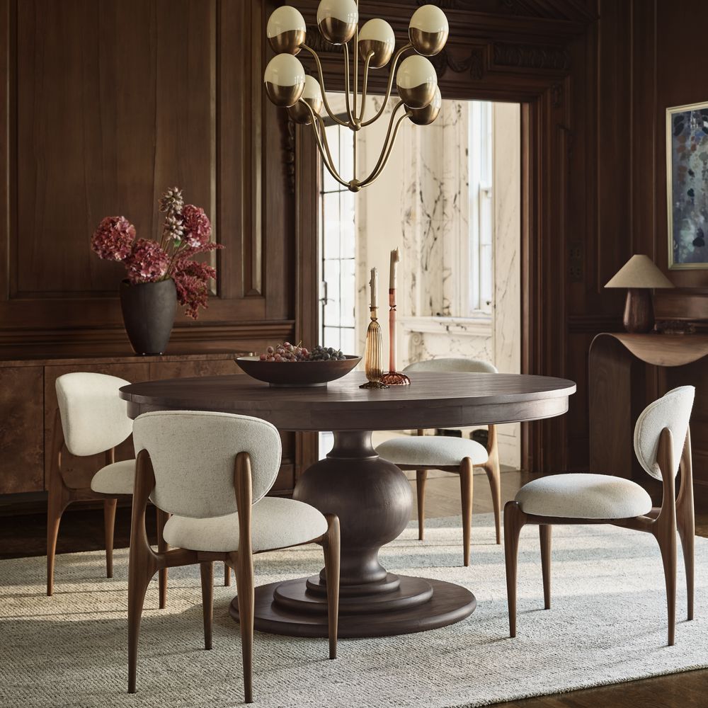 Alternative view of Winnetka 60"-78" Mahogany Extendable Round Pedestal Dining Table
