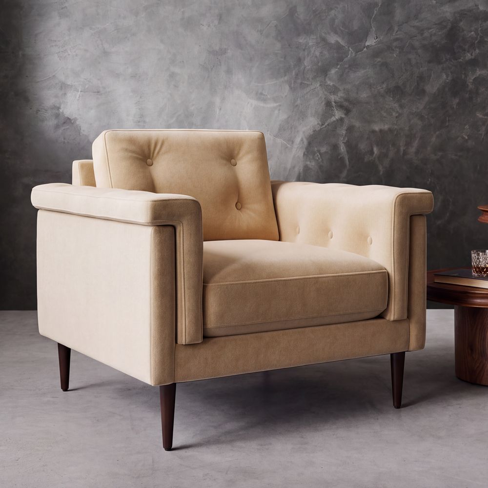 Griffin 37" Chair